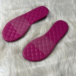 Source Unknown Pink Sandals with Quilted Comfort